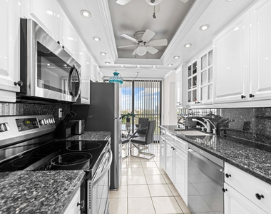 3031 N Ocean Boulevard - Photo Thumbnail 21
