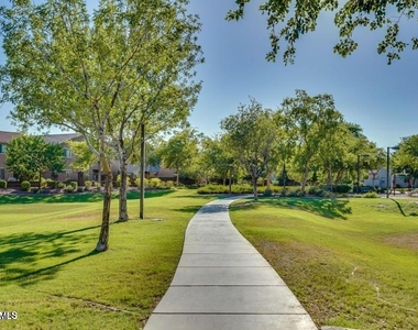 16210 N 22nd Lane - Photo Thumbnail 35