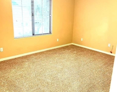 16210 N 22nd Lane - Photo Thumbnail 22