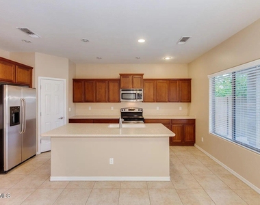 16210 N 22nd Lane - Photo Thumbnail 12