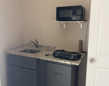 4581 Sw Floral Street - Photo Thumbnail 4