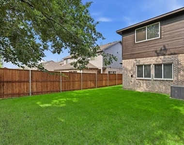 202 Griffith Drive - Photo Thumbnail 25