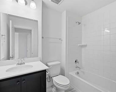 202 Griffith Drive - Photo Thumbnail 22