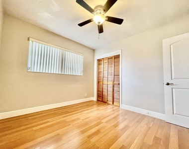 5630 Hollywood Boulevard - Photo Thumbnail 11