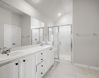 114 Mandarin Street - Photo Thumbnail 6