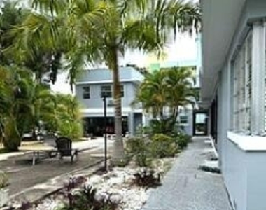 112 Lake Avenue - Photo Thumbnail 14