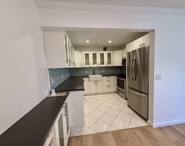 22 Somerset A - Photo Thumbnail 11