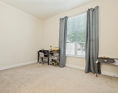 3712 Cobblecreek Drive - Photo Thumbnail 22