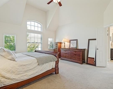 3712 Cobblecreek Drive - Photo Thumbnail 18