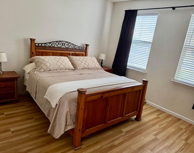 276 Murcia Drive - Photo Thumbnail 2
