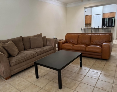 276 Murcia Drive - Photo Thumbnail 11
