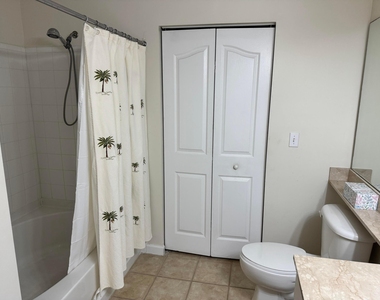 276 Murcia Drive - Photo Thumbnail 6