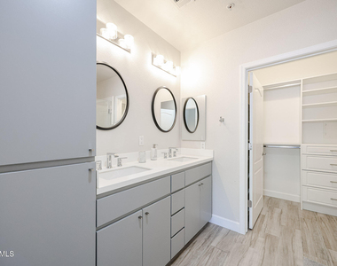 11640 N Tatum Boulevard - Photo Thumbnail 17