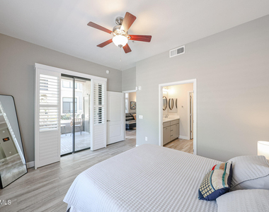 11640 N Tatum Boulevard - Photo Thumbnail 16
