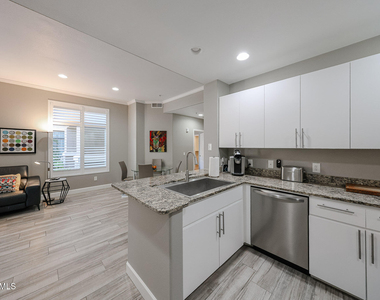11640 N Tatum Boulevard - Photo Thumbnail 13