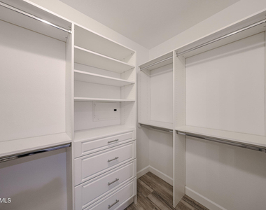 11640 N Tatum Boulevard - Photo Thumbnail 21