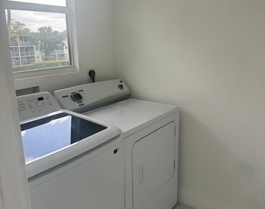 2100 Springdale Boulevard - Photo Thumbnail 12