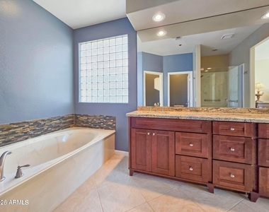 23831 N 74th Street - Photo Thumbnail 13