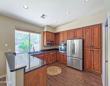 23831 N 74th Street - Photo Thumbnail 9