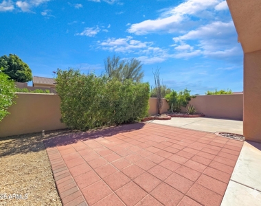 23831 N 74th Street - Photo Thumbnail 30