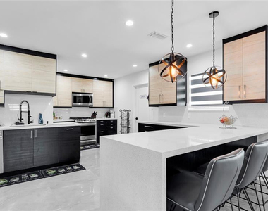 6290 W 16th Avenue - Photo Thumbnail 18