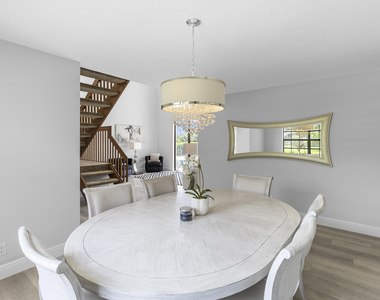 12715 Kingsway Road - Photo Thumbnail 18
