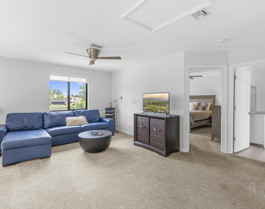 12715 Kingsway Road - Photo Thumbnail 36