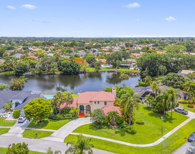 12715 Kingsway Road - Photo Thumbnail 1