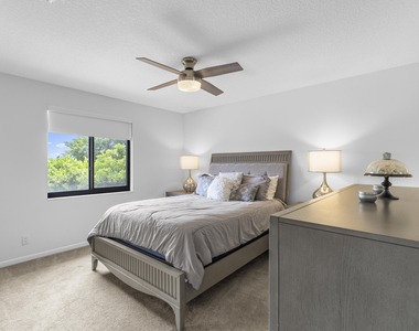 12715 Kingsway Road - Photo Thumbnail 39