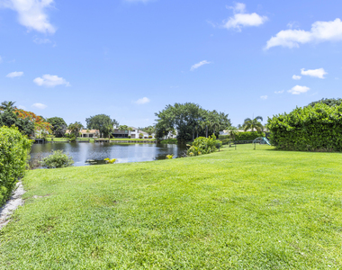 12715 Kingsway Road - Photo Thumbnail 9