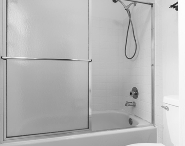 12715 Kingsway Road - Photo Thumbnail 42
