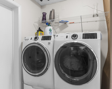 12715 Kingsway Road - Photo Thumbnail 43