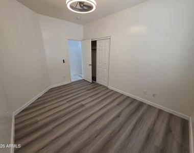 2970 E Andre Avenue - Photo Thumbnail 24
