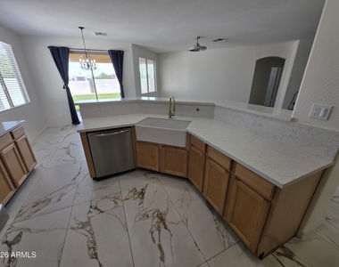 2970 E Andre Avenue - Photo Thumbnail 12