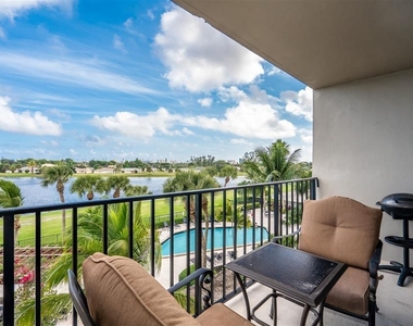 1830 Embassy Drive - Photo Thumbnail 10