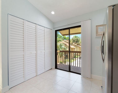 13095 Belhaven Court - Photo Thumbnail 7