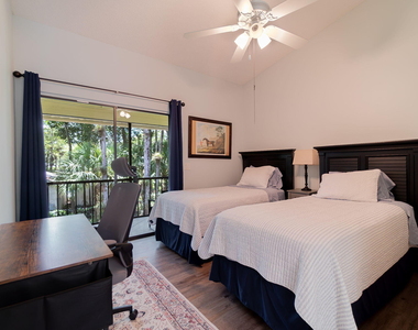 13095 Belhaven Court - Photo Thumbnail 12
