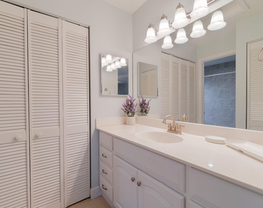 13095 Belhaven Court - Photo Thumbnail 18