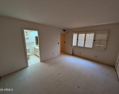 5650 N 78th Place - Photo Thumbnail 20