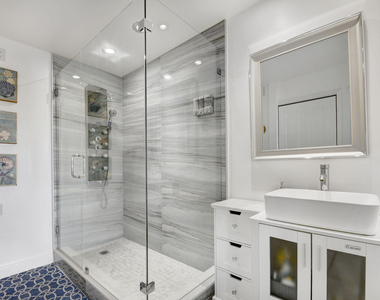 9204 Glenmoor Drive - Photo Thumbnail 17