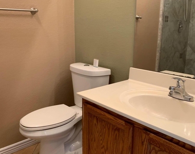 354 W Bolero Drive - Photo Thumbnail 9