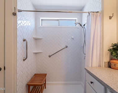 960 W Inca Drive - Photo Thumbnail 17