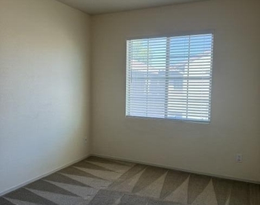 3594 S Ranger Trail - Photo Thumbnail 11