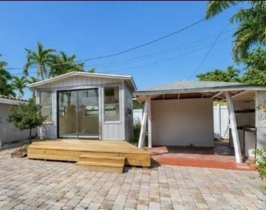 1117 Se 5th Street - Photo Thumbnail 1