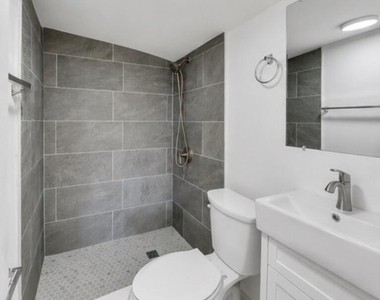 1117 Se 5th Street - Photo Thumbnail 2