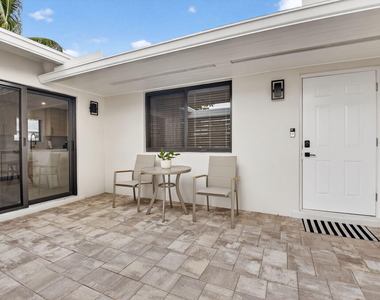 513 Lindell Boulevard - Photo Thumbnail 2