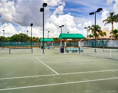 28044 Cavendish Court - Photo Thumbnail 24