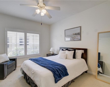 28044 Cavendish Court - Photo Thumbnail 4