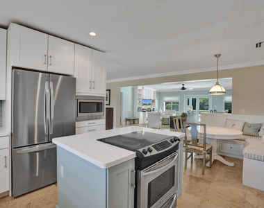 248 Codrington Drive - Photo Thumbnail 17