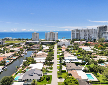 248 Codrington Drive - Photo Thumbnail 4